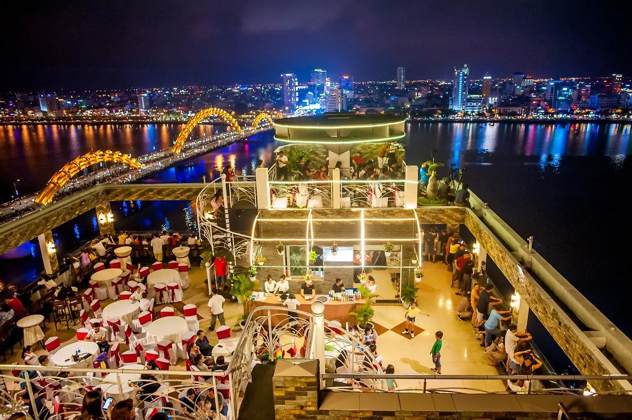 Da Nang Riverside Hotel 베트남